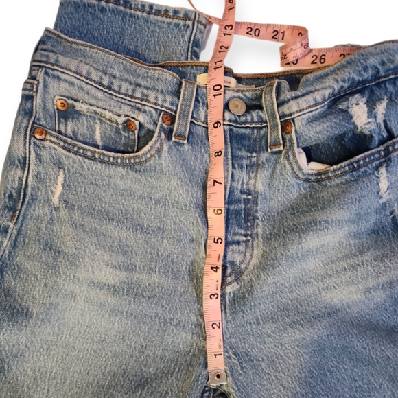 Levi's Premium Wedgie Icon Fit Ankle Jeans size 27 - Picture 8 of 10